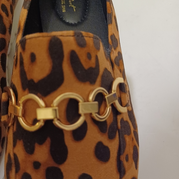 NWOT Cheetah Print Loafers - Picture 4 of 11
